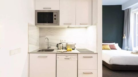 Foto 4 von Wohnung zur Miete in Cortes - Huertas, Madrid Capital