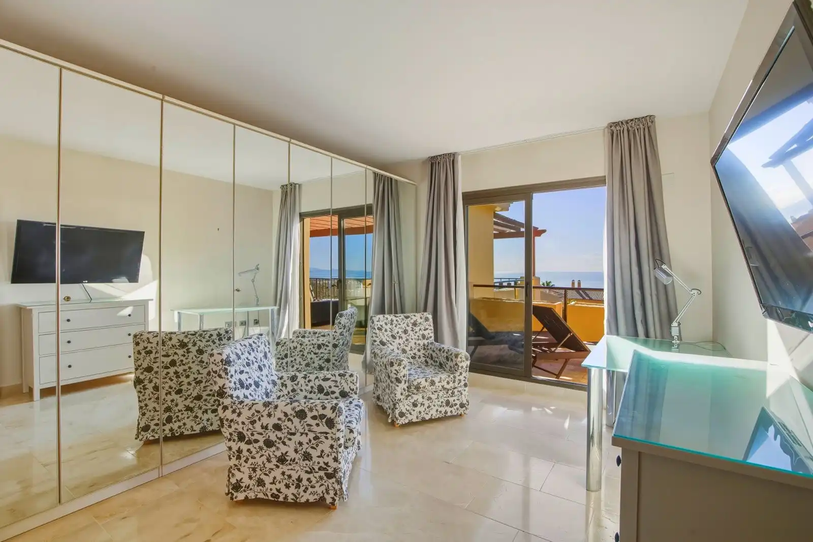 Ático con piscina en venta en El Paraíso, imagen 7