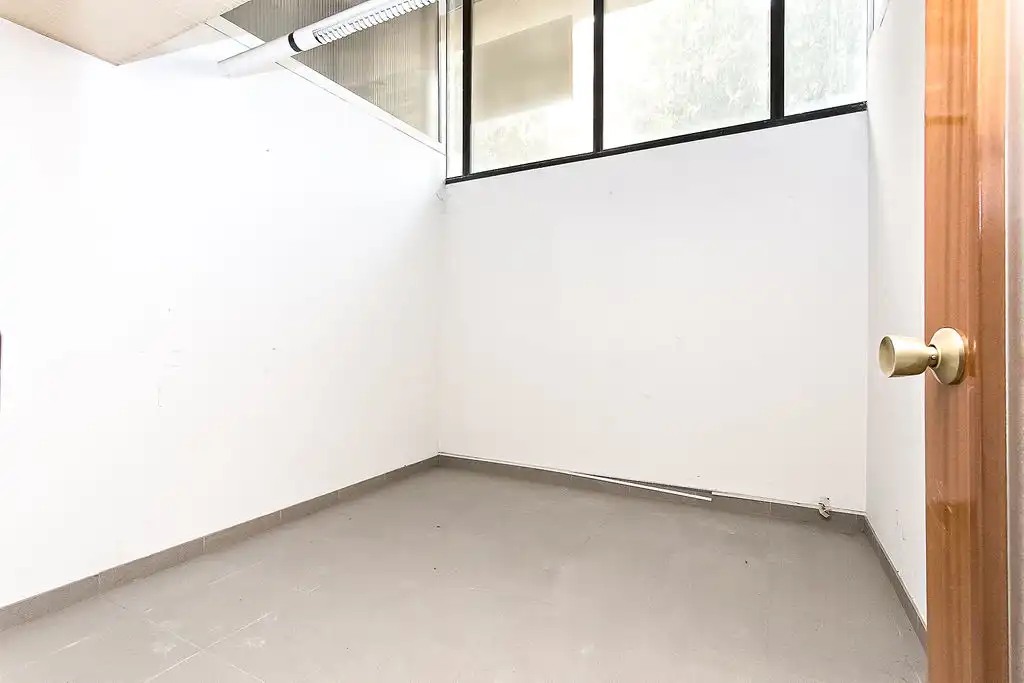 Gewerbefläche zum Verkauf in Av, Francesc Macià, imagen 24