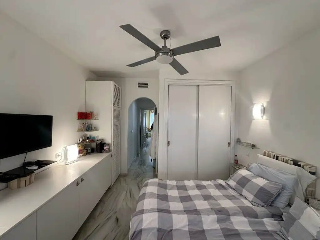 Schlafzimmer von Erdgeschoss zum Verkauf in Mijas mit Klimaanlage, Terrasse und Möbliert