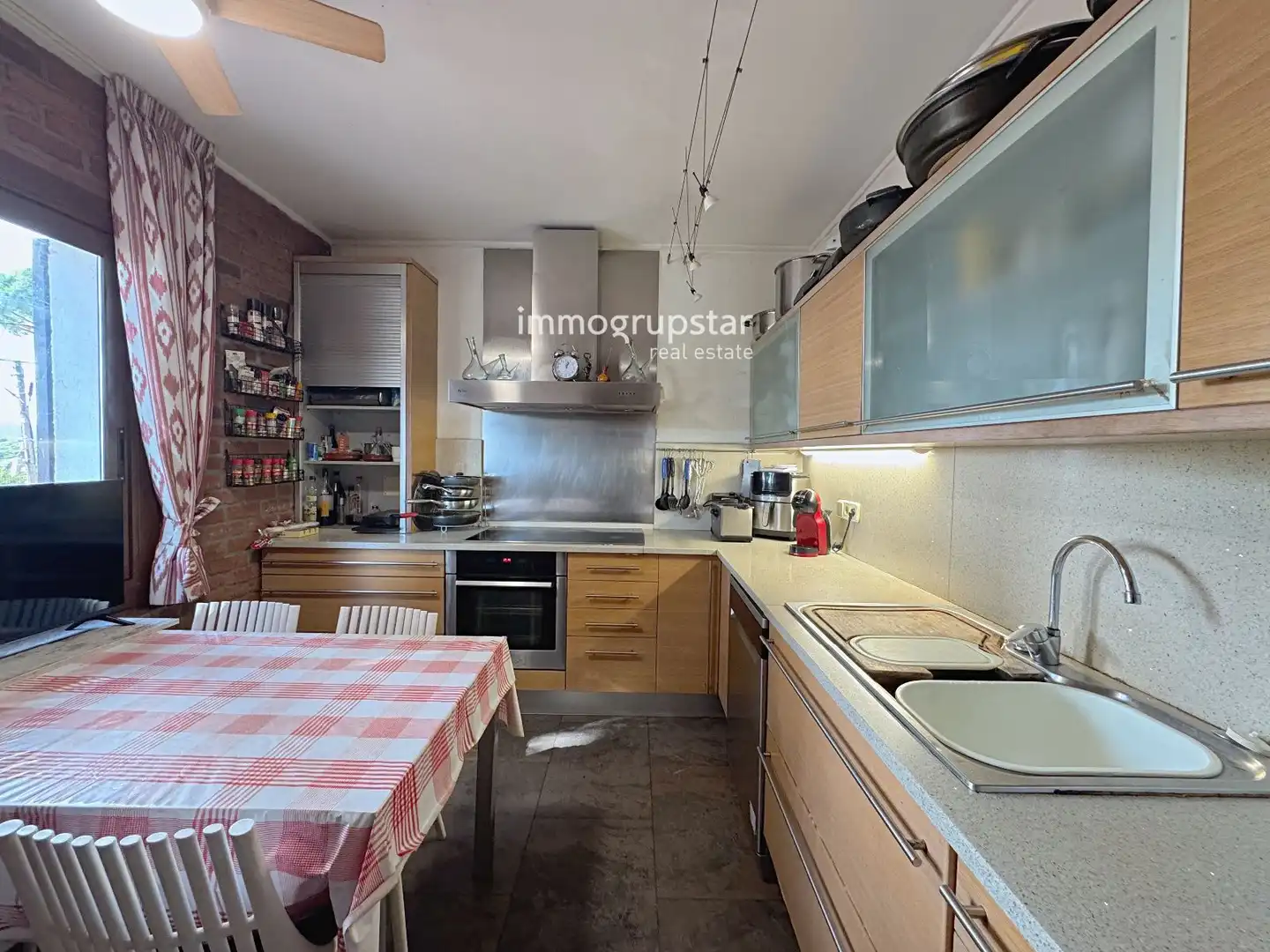 Cocina de Casa o chalet en venta en Castell d'Aro, Platja d'Aro i s'Agaró con Aire acondicionado, Calefacción y Terraza