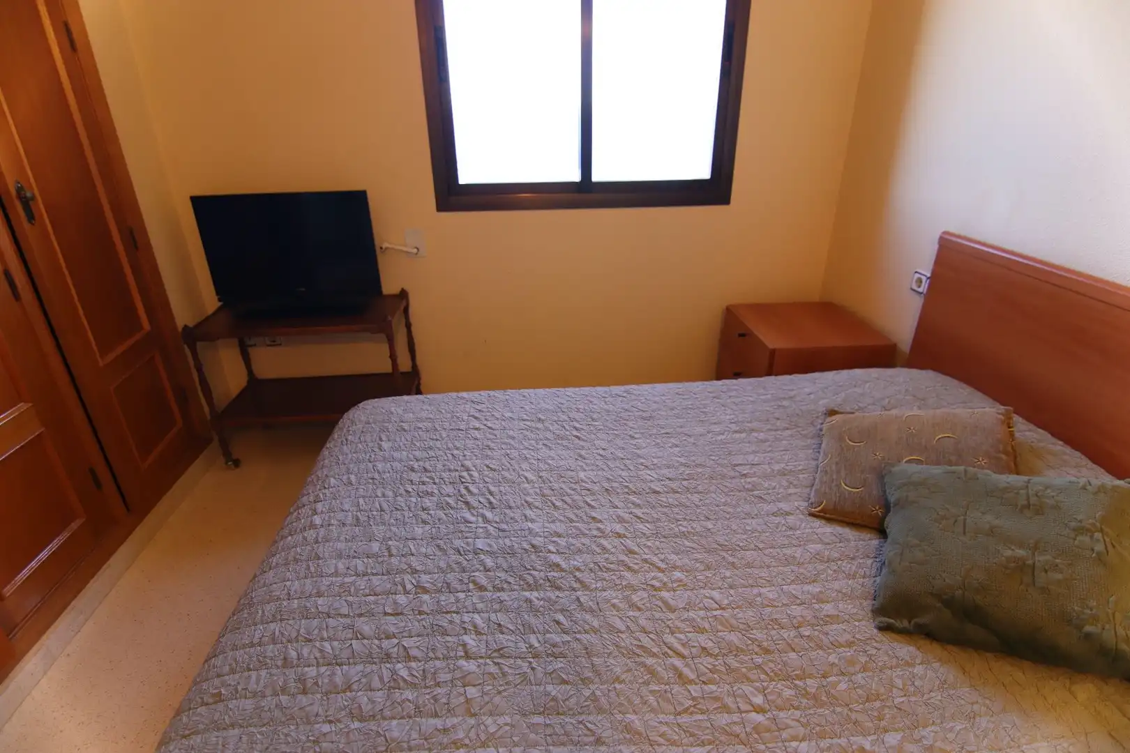 Habitación de Piso en venta en Benidorm con Aire acondicionado, Terraza y Amueblado