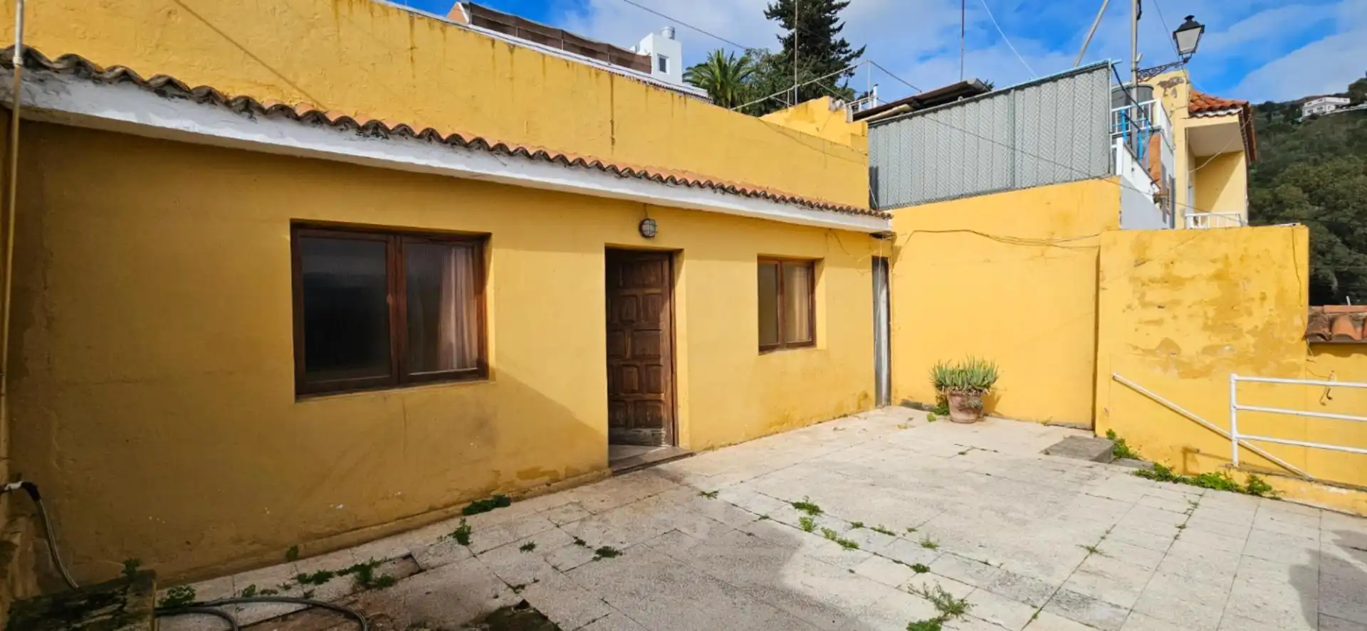 Vista exterior de Casa adosada en venta en Santa Brígida
