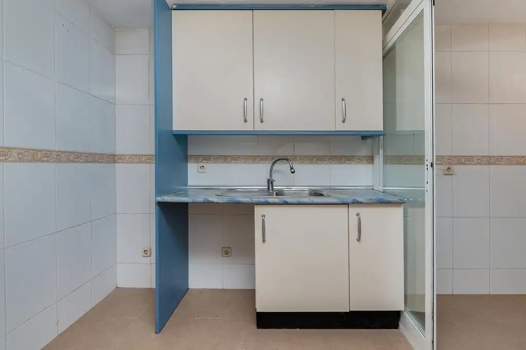 Cocina de Piso en venta en Madrid con Calefacción