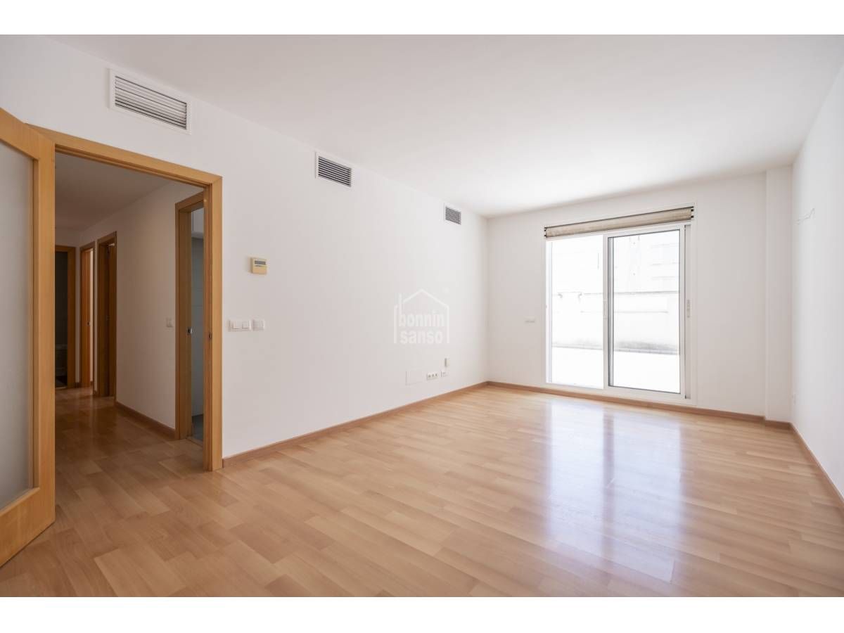 Sala d'estar de Pis en venda en Maó amb Terrassa