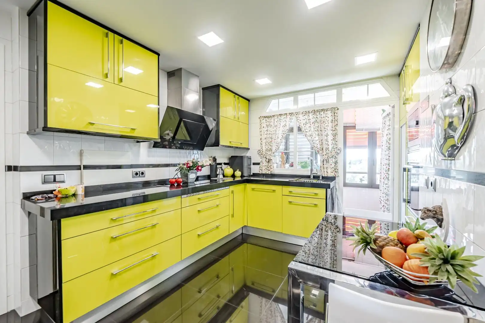 Küche von Maisonette zum Verkauf in Majadahonda mit Heizung, Privatgarten und Terrasse