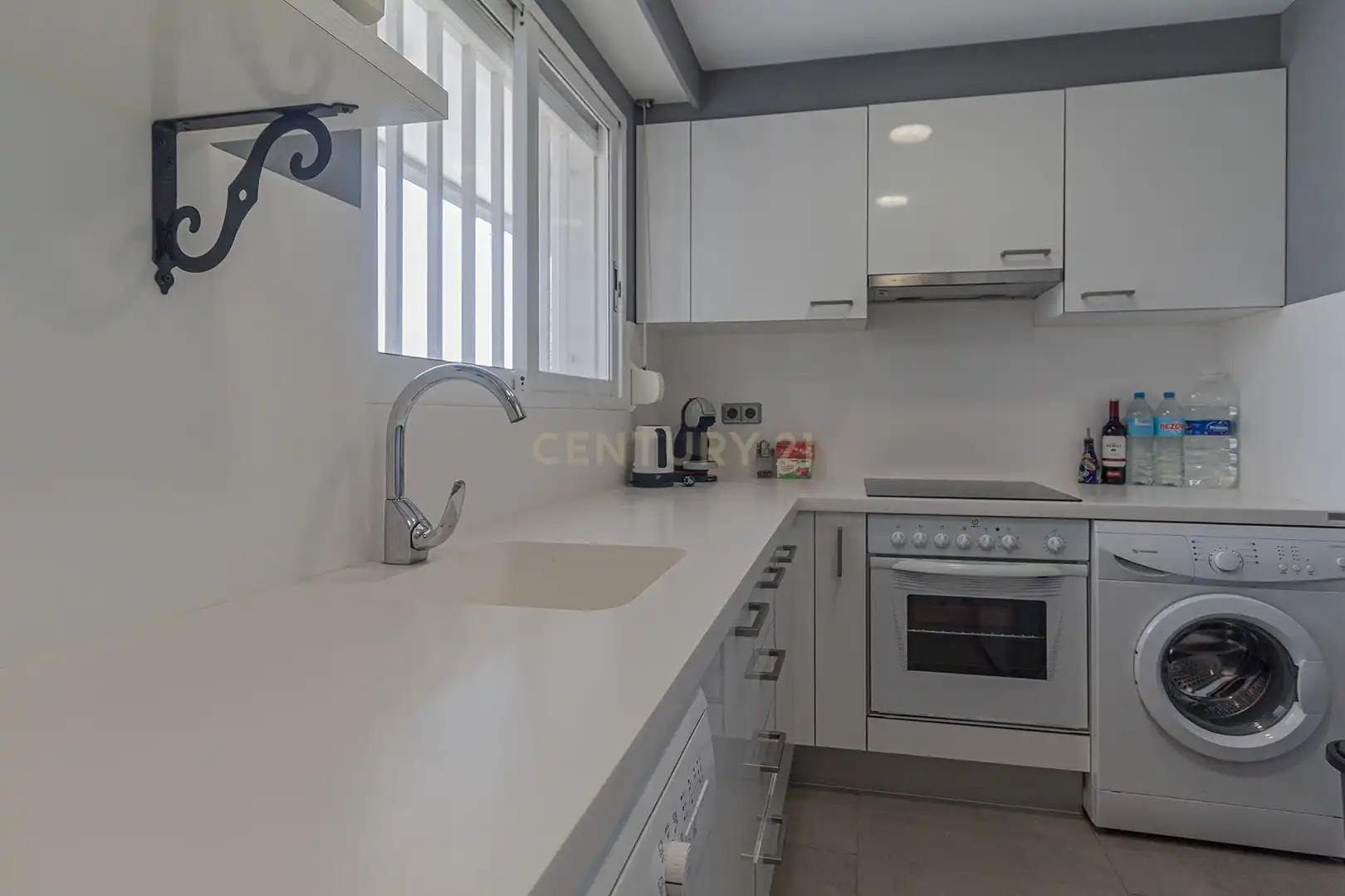 Cuina de Apartament en venda en Calpe / Calp amb Aire condicionat i Piscina comunitària