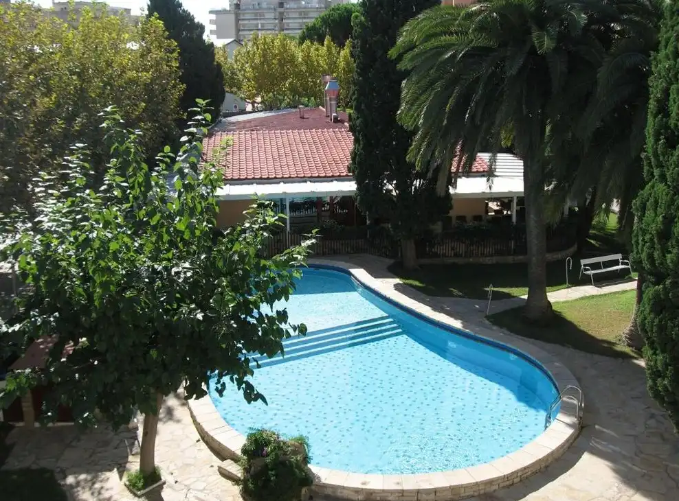 Schwimmbecken von Wohnung zum Verkauf in Salou mit Klimaanlage, Möbliert und Balkon