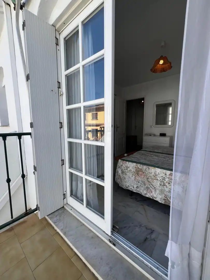 Dormitori de Casa adosada en venda en Fuengirola amb Aire condicionat, Jardí privat i Terrassa