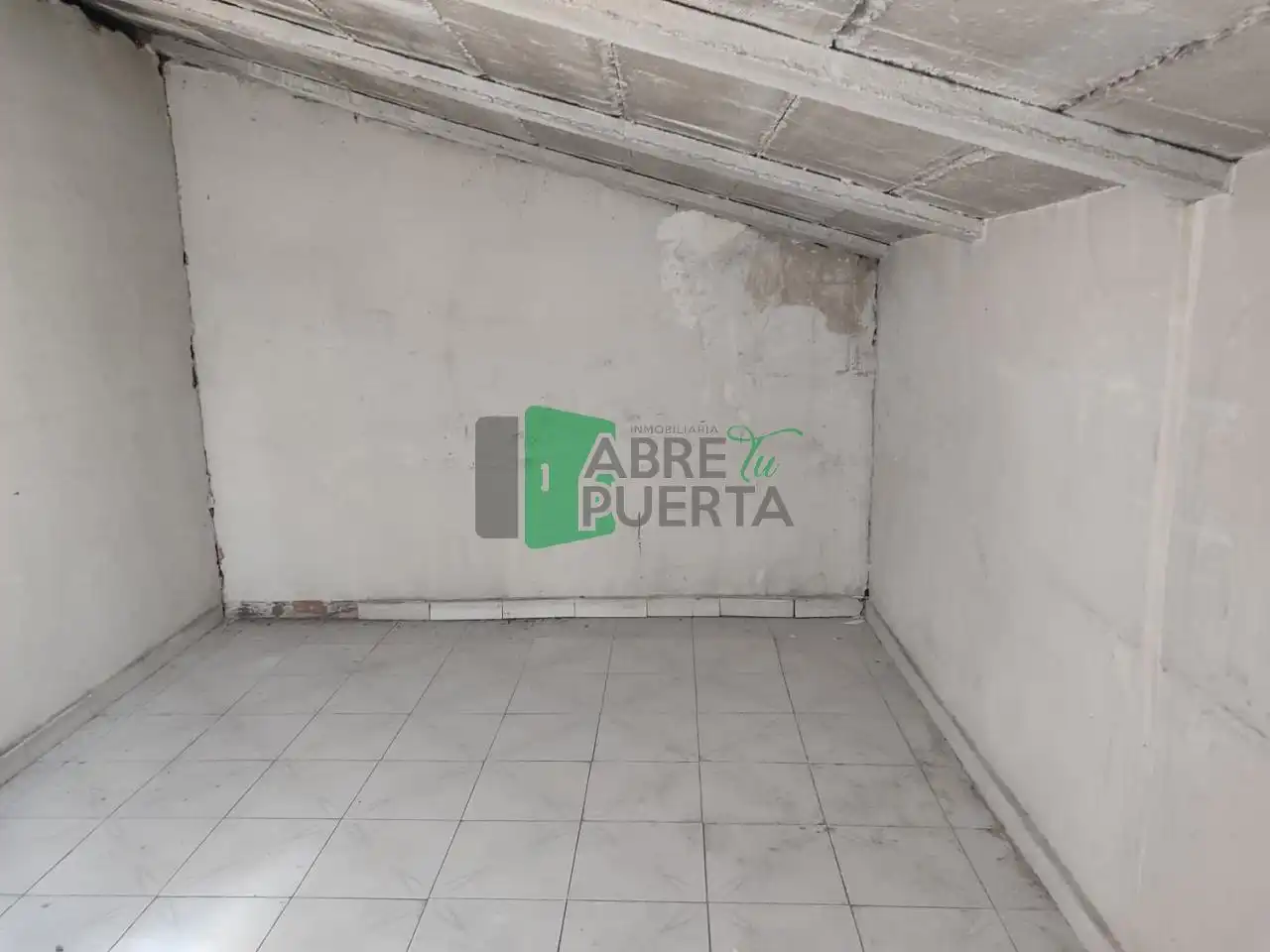 Piso en venta en Ourense Capital  con Calefacción, Parquet y Trastero