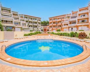 Piscina de Apartament en venda en Adeje amb Aire condicionat, Jardí privat i Terrassa