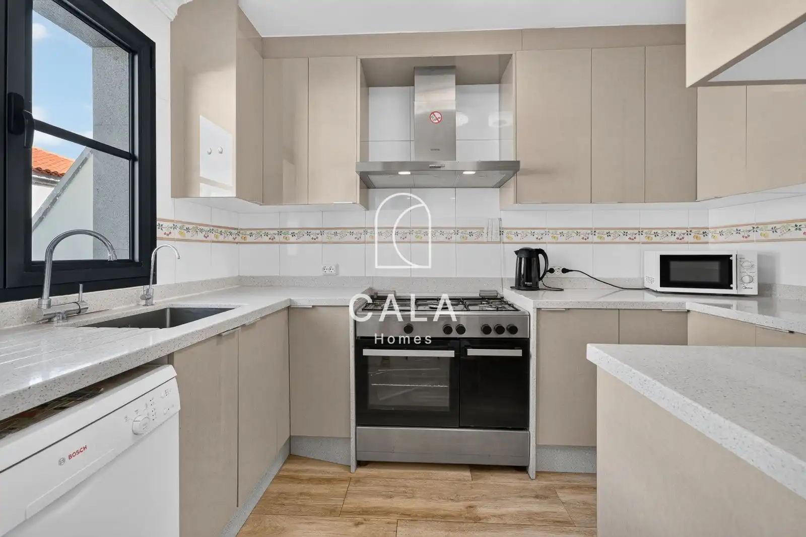 Kitchen of Detached homes for sale in Adeje  with Air Conditioner, Heating and Private garden
