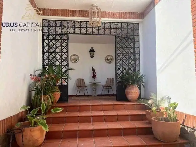 Casa adosada en venda en Córdoba amb Aire condicionat, Calefacció i Jardí privat
