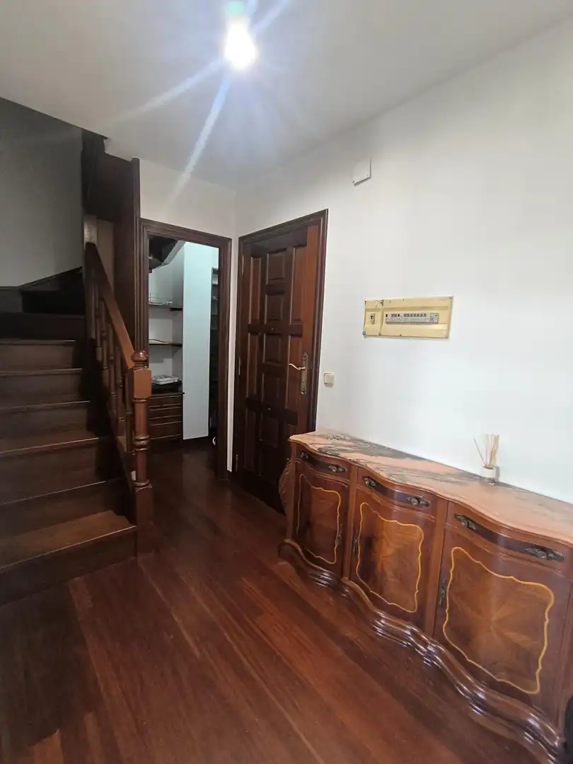 Maisonette zur Miete in Santiago de Compostela  mit Heizung und Möbliert