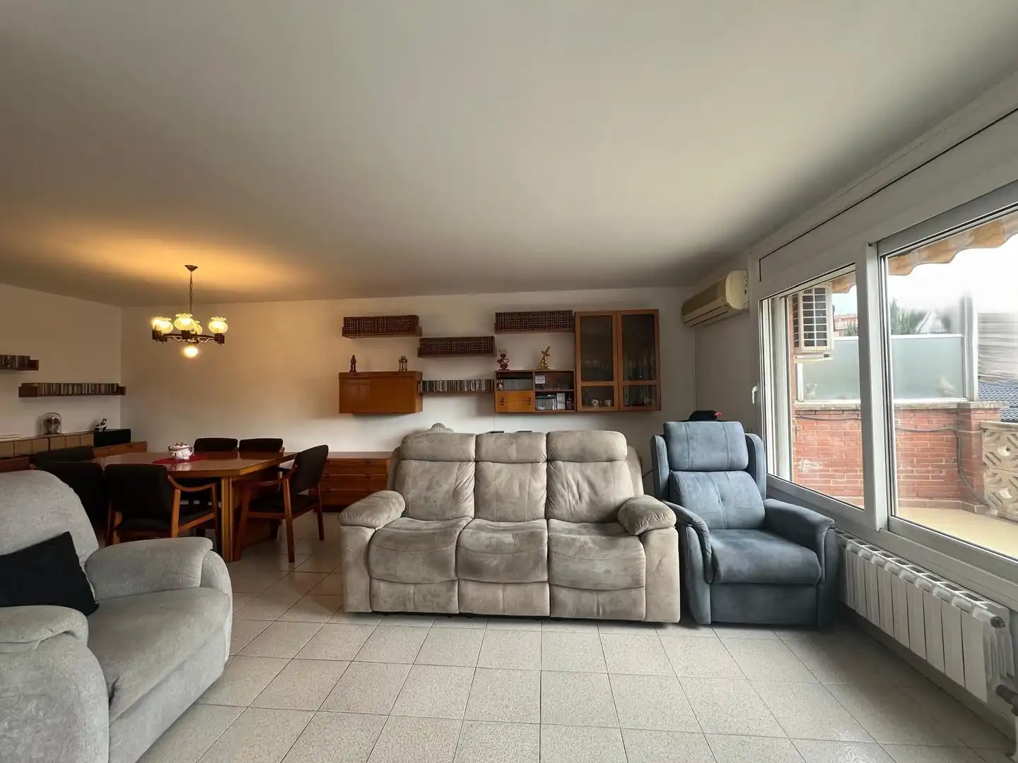 Sala de estar de Casa o chalet en venta en Igualada con Aire acondicionado, Calefacción y Jardín privado