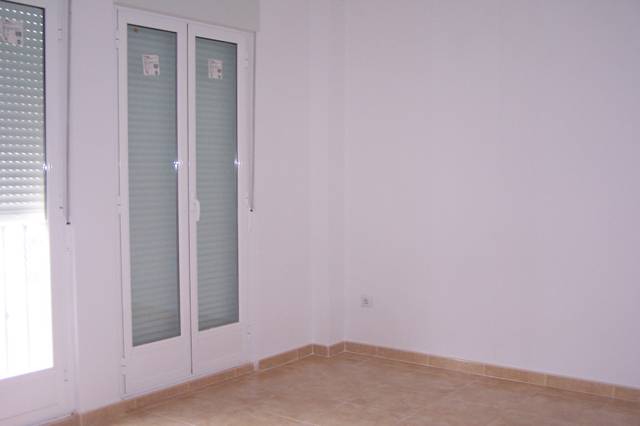 Piso en Venta en Calle Segovia en Calvarrasa de Abajo