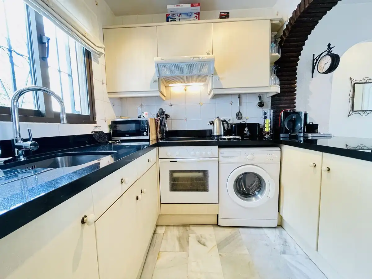 Kitchen of Ground floor for sale in Mijas  with Air Conditioner, Heating and Terrace