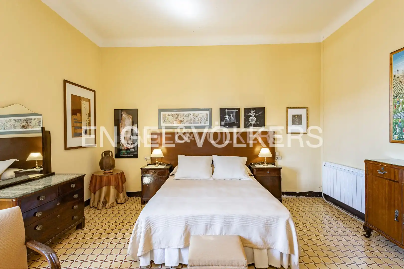 Habitación de Casa o chalet en venta en Sant Jaume dels Domenys con Calefacción y Jardín privado