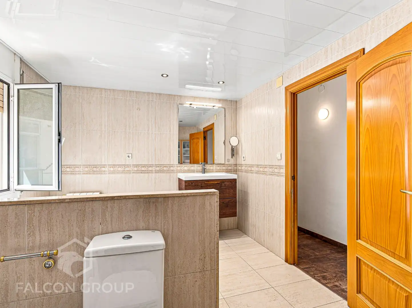 Baño de Dúplex en venta en Montmeló con Aire acondicionado, Calefacción y Terraza