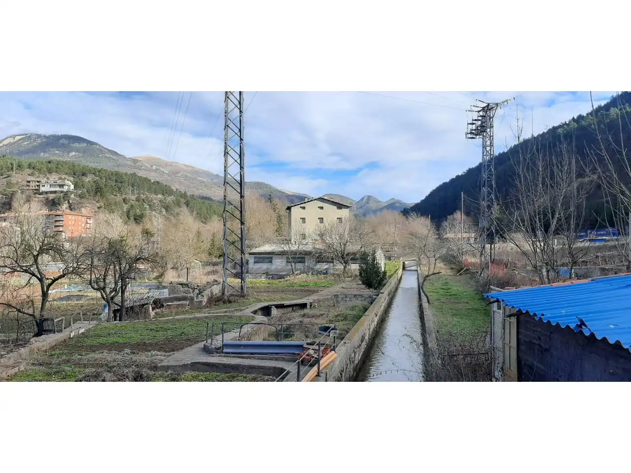 Vista exterior de Casa o chalet en venta en Guardiola de Berguedà con Jardín privado