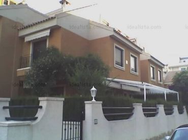 Bungalow con piscina en venta en Calle maribel perez ojeda