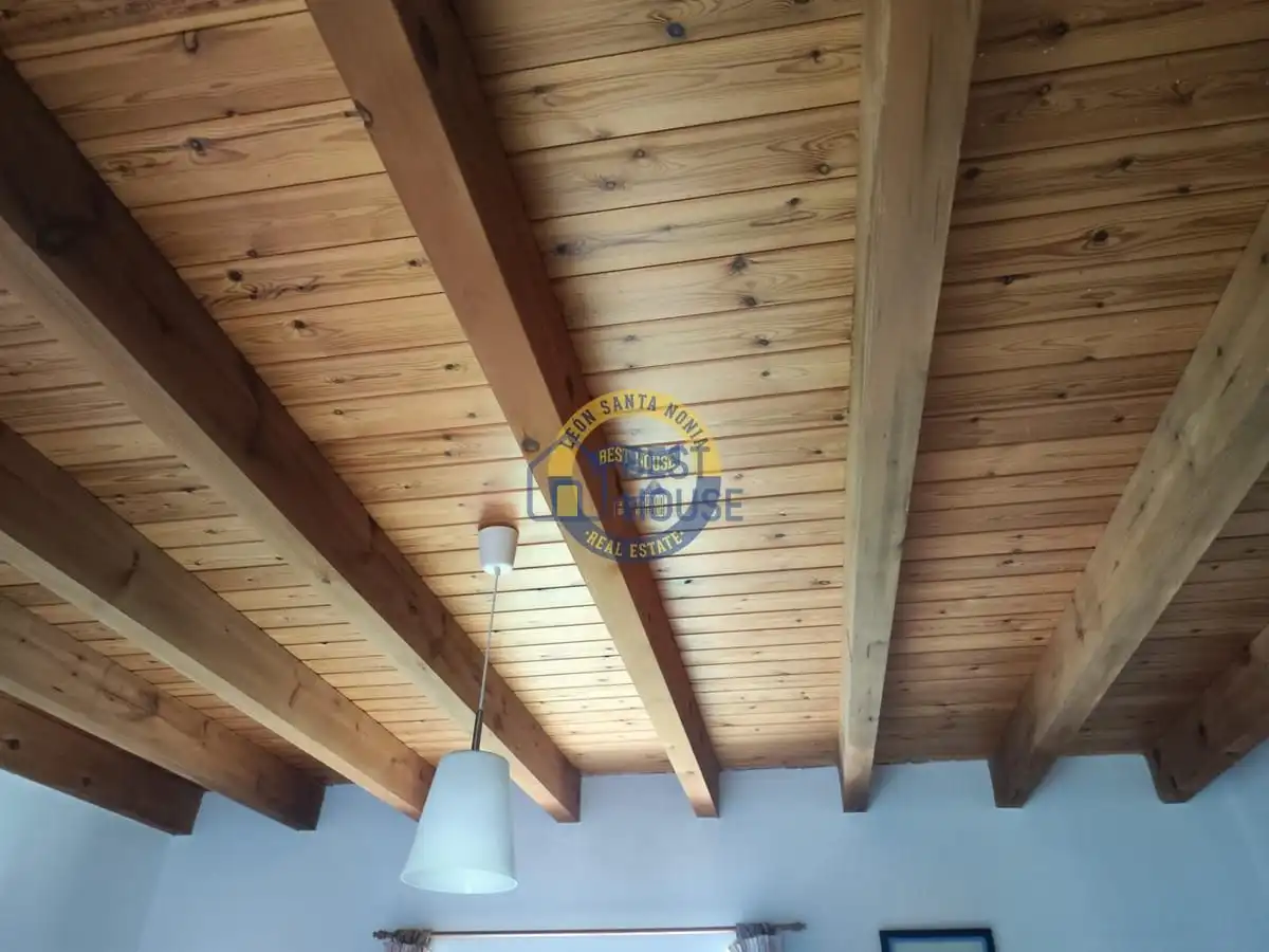 Casa o chalet en venta en Villaquilambre con Calefacción, Jardín privado y Parquet