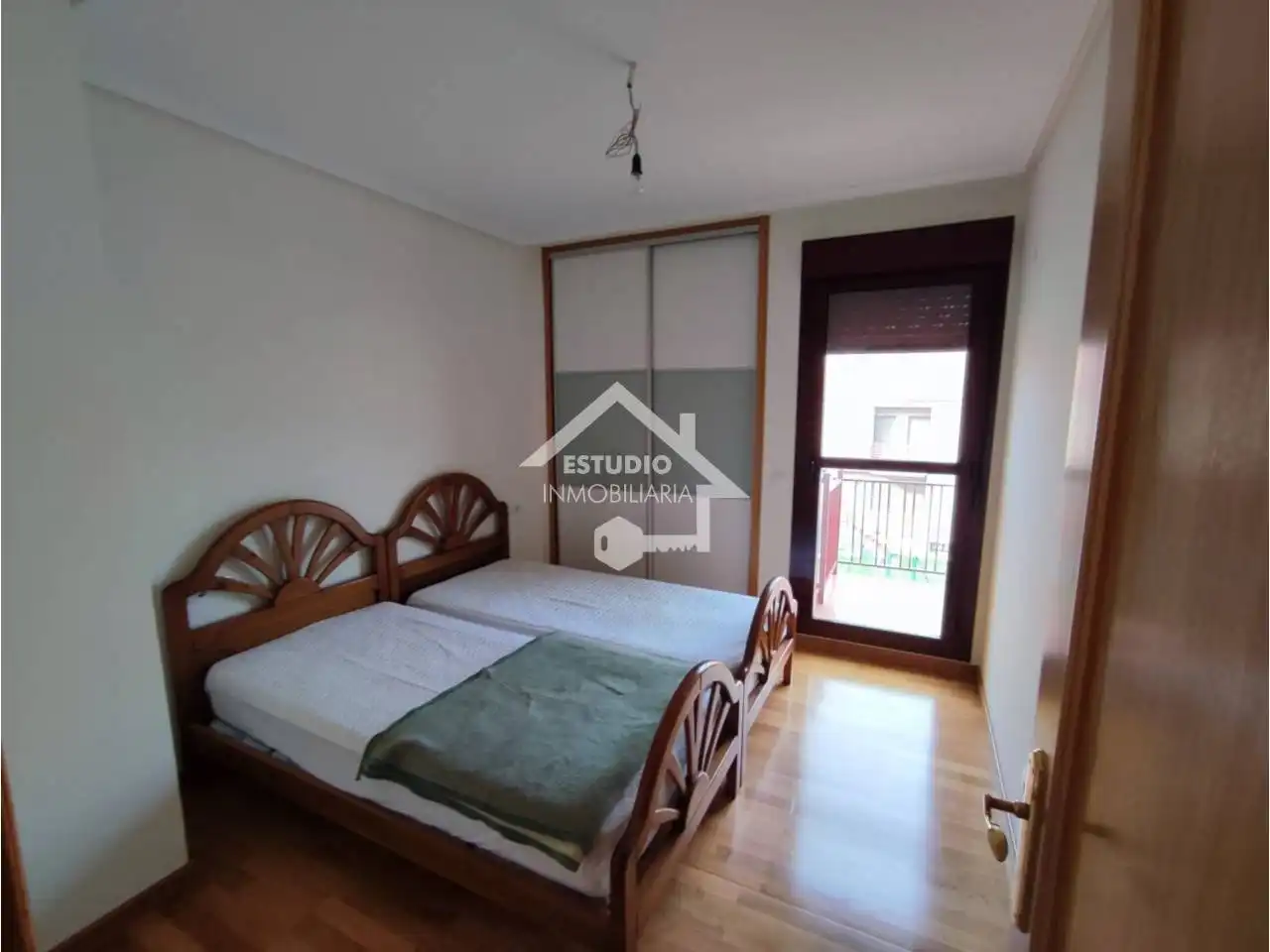 Bedroom of Detached homes for sale in Canillas de Río Tuerto  with Heating, Parquet flooring and Terrace