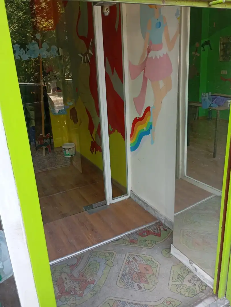 Business premises to rent in Vía de Ramón Pignatelli 3, imagen 2