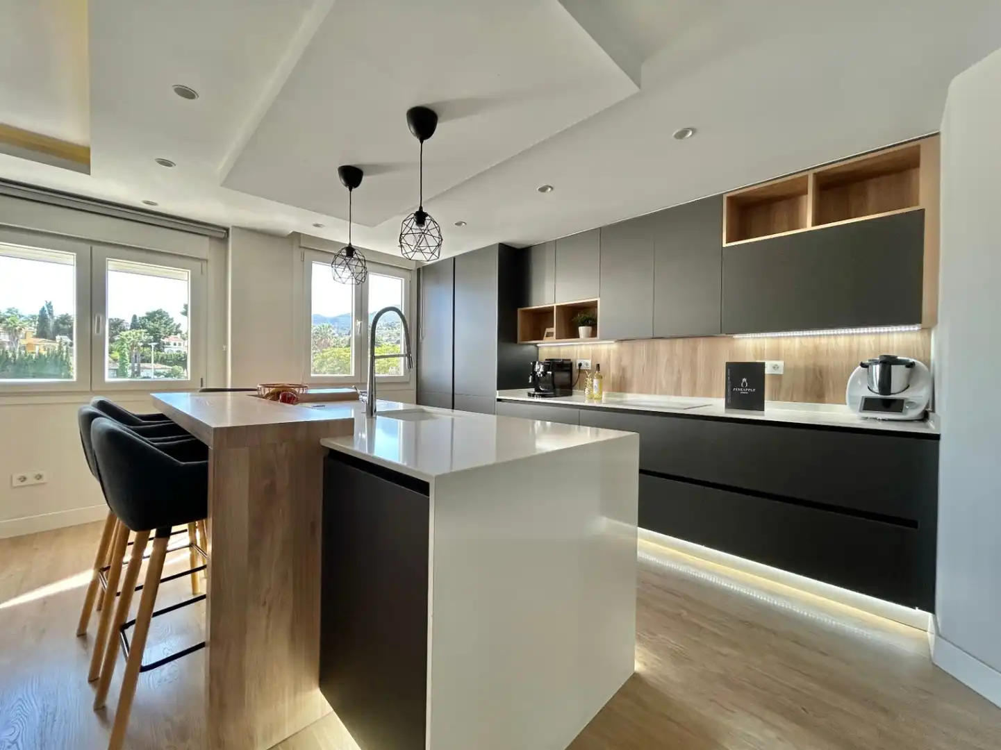 Kitchen of Apartments for sale in Málaga  with Air Conditioner, Terrace and Storage room