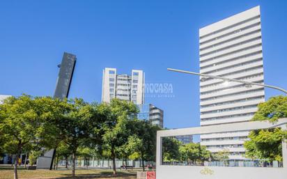 Exterior view of Flat for sale in L'Hospitalet de Llobregat  with Air Conditioner, Heating and Storage room