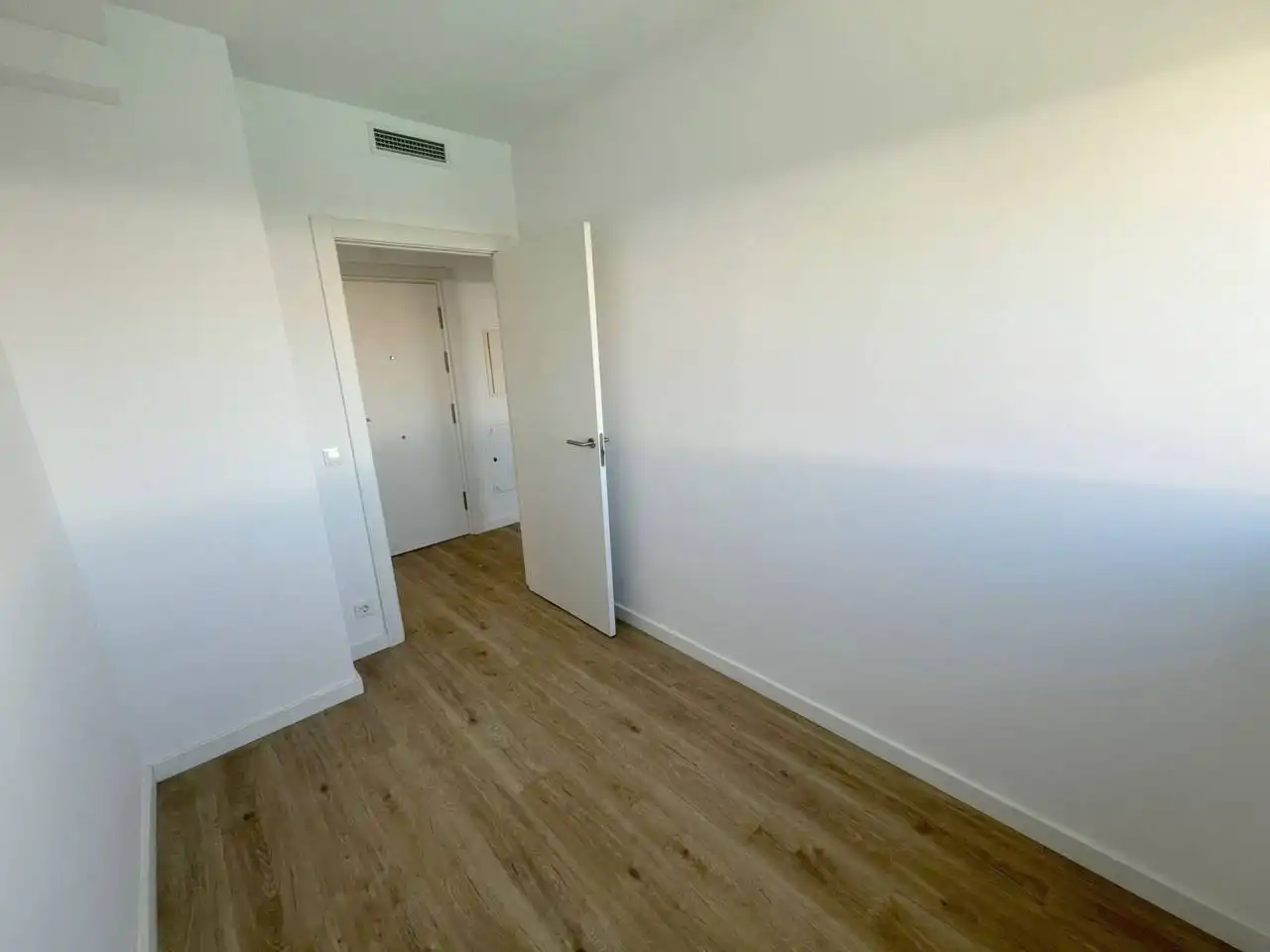 Schlafzimmer von Wohnungen zum Verkauf in Cubelles mit Klimaanlage, Heizung und Parkett