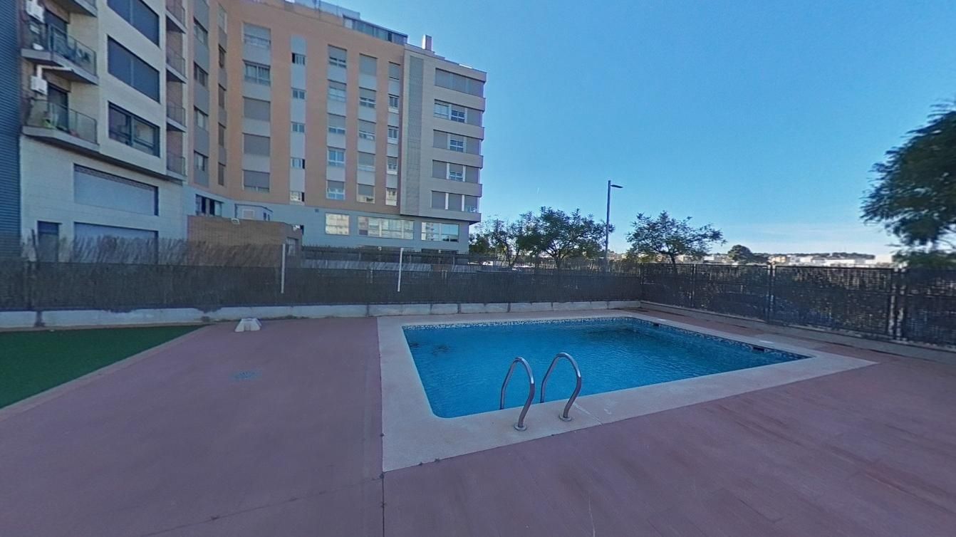 Swimming pool of Duplex for sale in Torrent  with Swimming Pool