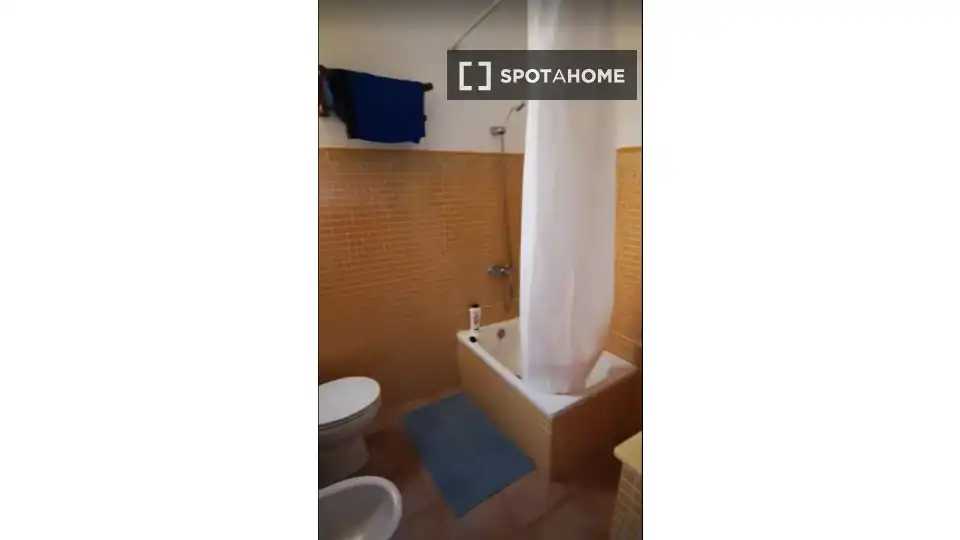 Habitació a Sevilla, Sevilla