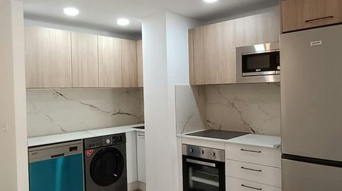 Foto 4 de Piso de alquiler en C. Valdepeñas, Arroyo de la Miel, Benalmádena