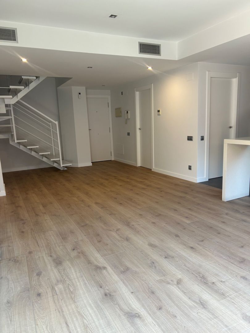 Duplex for sale in Sabadell  with Air Conditioner, Parquet flooring and Terrace
