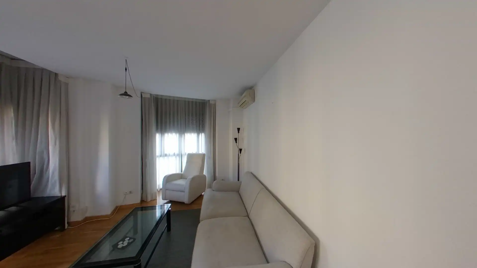 Sala d'estar de Pis de lloguer en  Madrid Capital amb Aire condicionat, Calefacció i Moblat