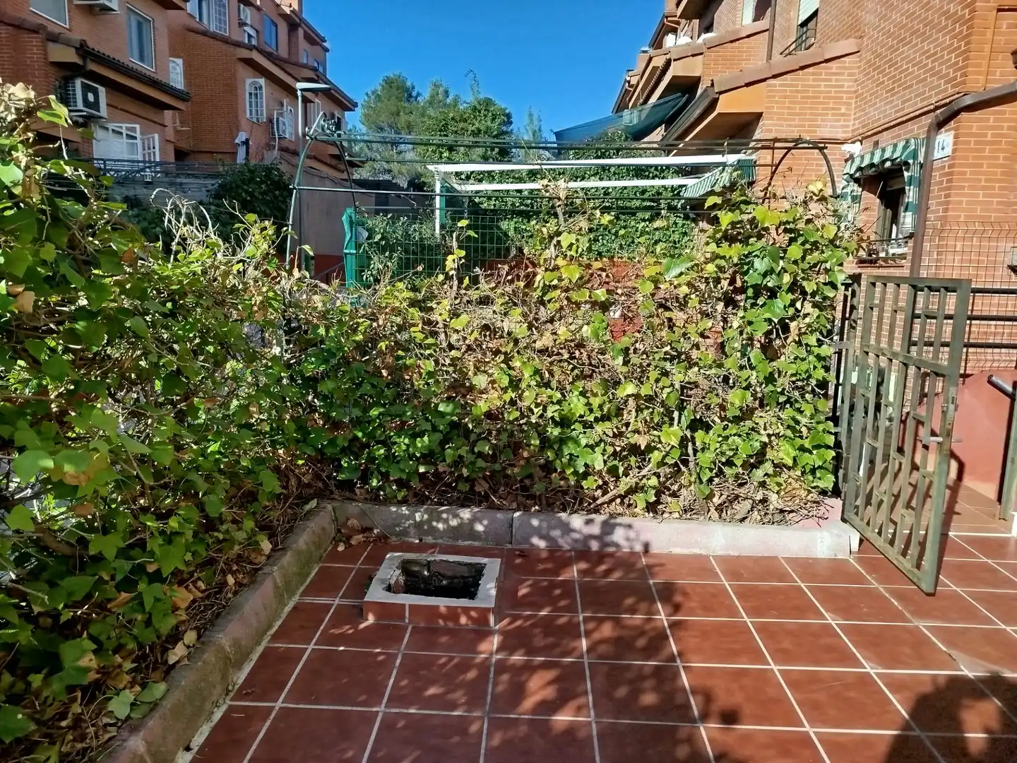 Garden of Detached homes for sale in Boadilla del Monte  with Heating, Private garden and Parquet flooring