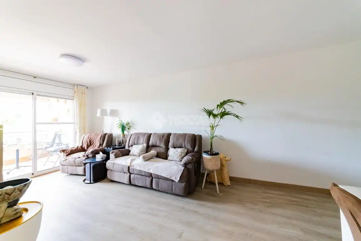 Wohnzimmer von Wohnung zum Verkauf in Calafell mit Klimaanlage, Abstellraum und Balkon