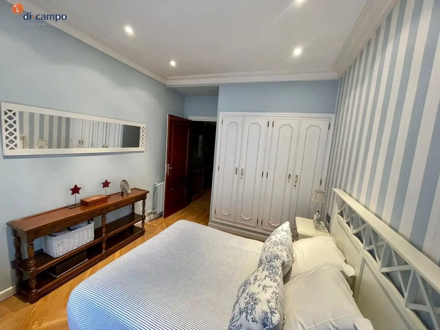 Bedroom of Flat for rent in Valladolid  with Heating