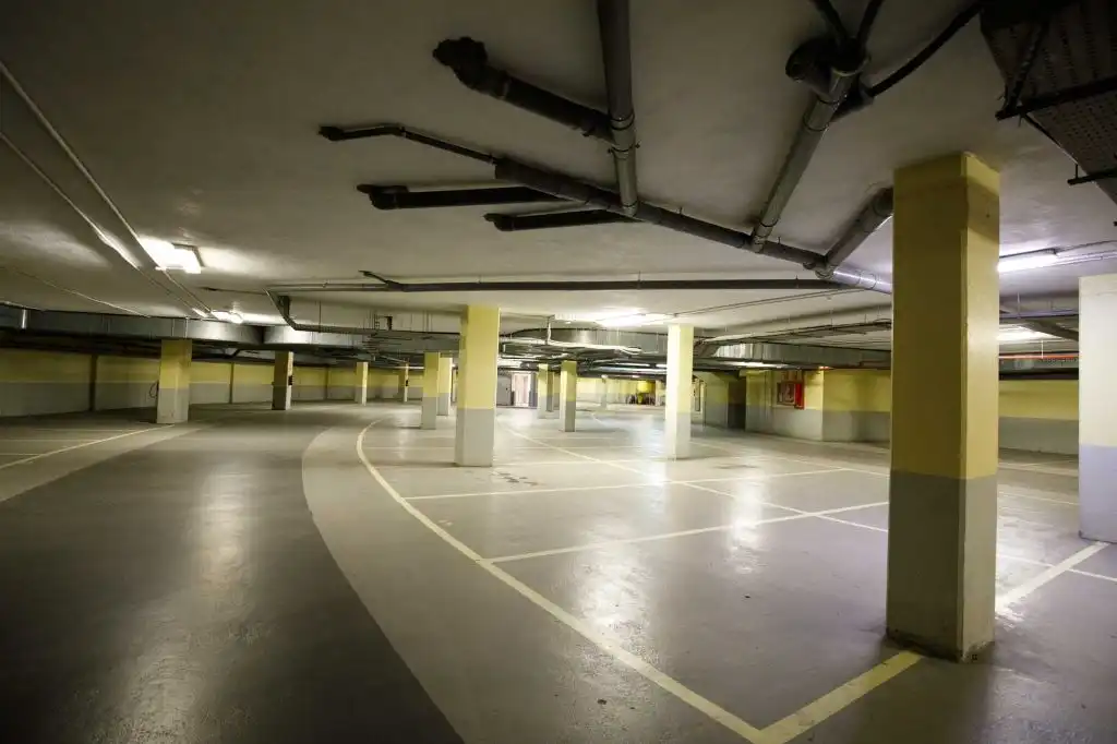 Parkplatz von Gebäude zur Miete in El Prat de Llobregat