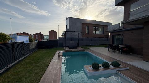 Foto 3 de Casa o chalet en venta en Calle Agapito García Rumayor, 3, Cueto, Santander