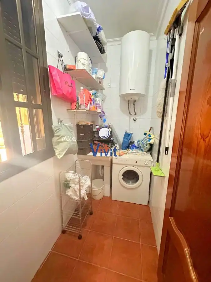 Dormitori de Casa o xalet en venda en Alcalá de Guadaira amb Aire condicionat, Traster i Piscina