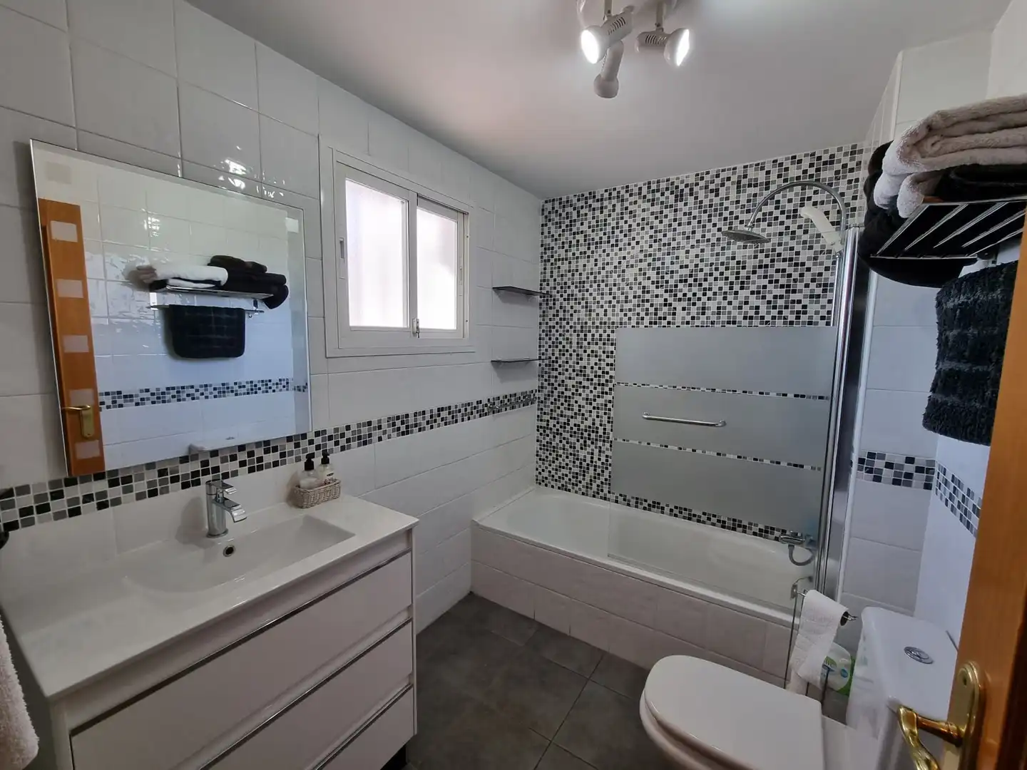 Apartamento con terraza en venta en Benahavís pueblo, imagen 16