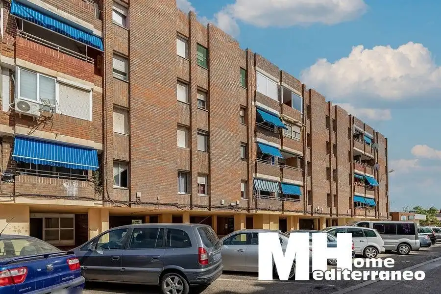 Vista exterior de Pis en venda en Sagunto / Sagunt amb Traster