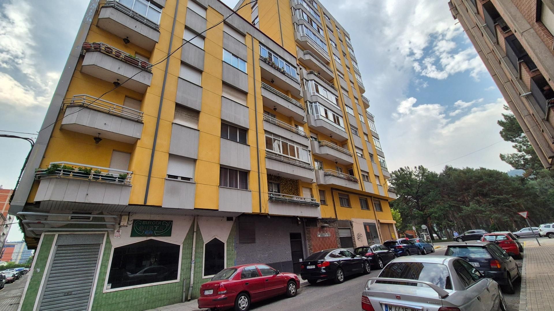 Vista exterior de Pis en venda en Ponferrada amb Terrassa