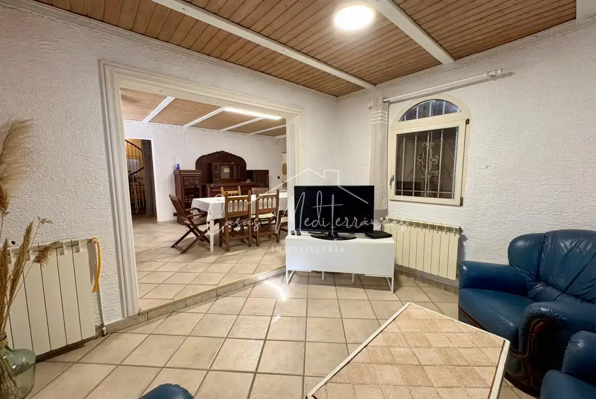 Sala de estar de Casa o chalet en venta en L'Ametlla de Mar  con Aire acondicionado, Calefacción y Jardín privado