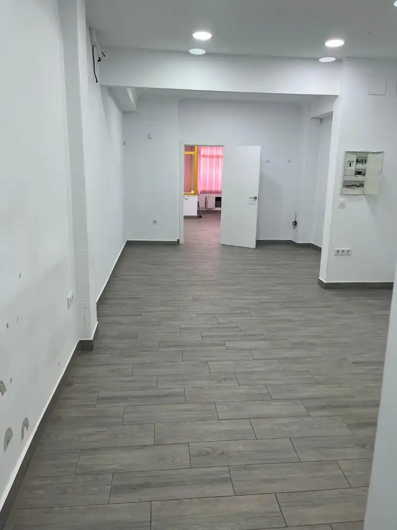 Local comercial en alquiler en Calle Francisco Pizarro 32, imagen 6