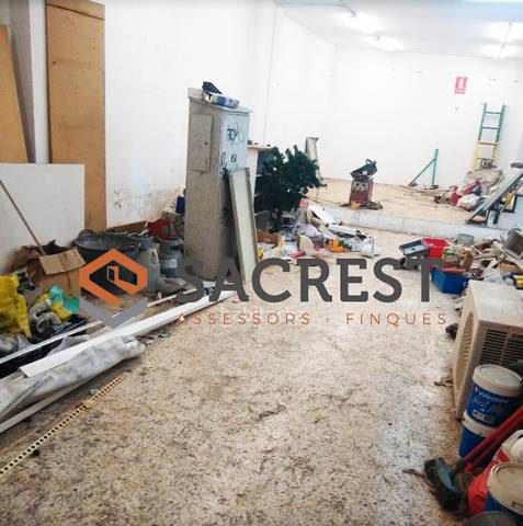 Local comercial en Alquiler en Carrer d'Anselm Clavé en Centre