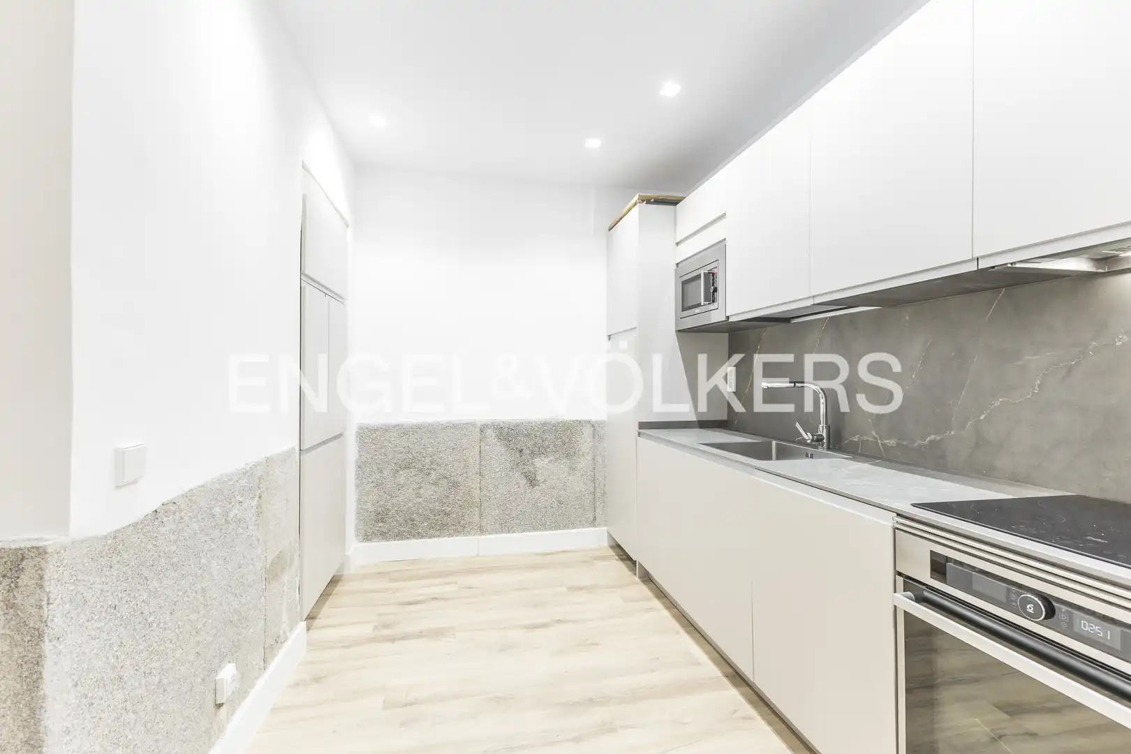 Küche von Wohnung zum Verkauf in Madrid mit Heizung und Möbliert