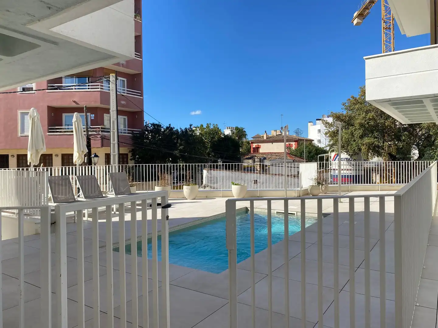 Piscina de Apartament de lloguer en  Palma de Mallorca amb Terrassa i Balcó